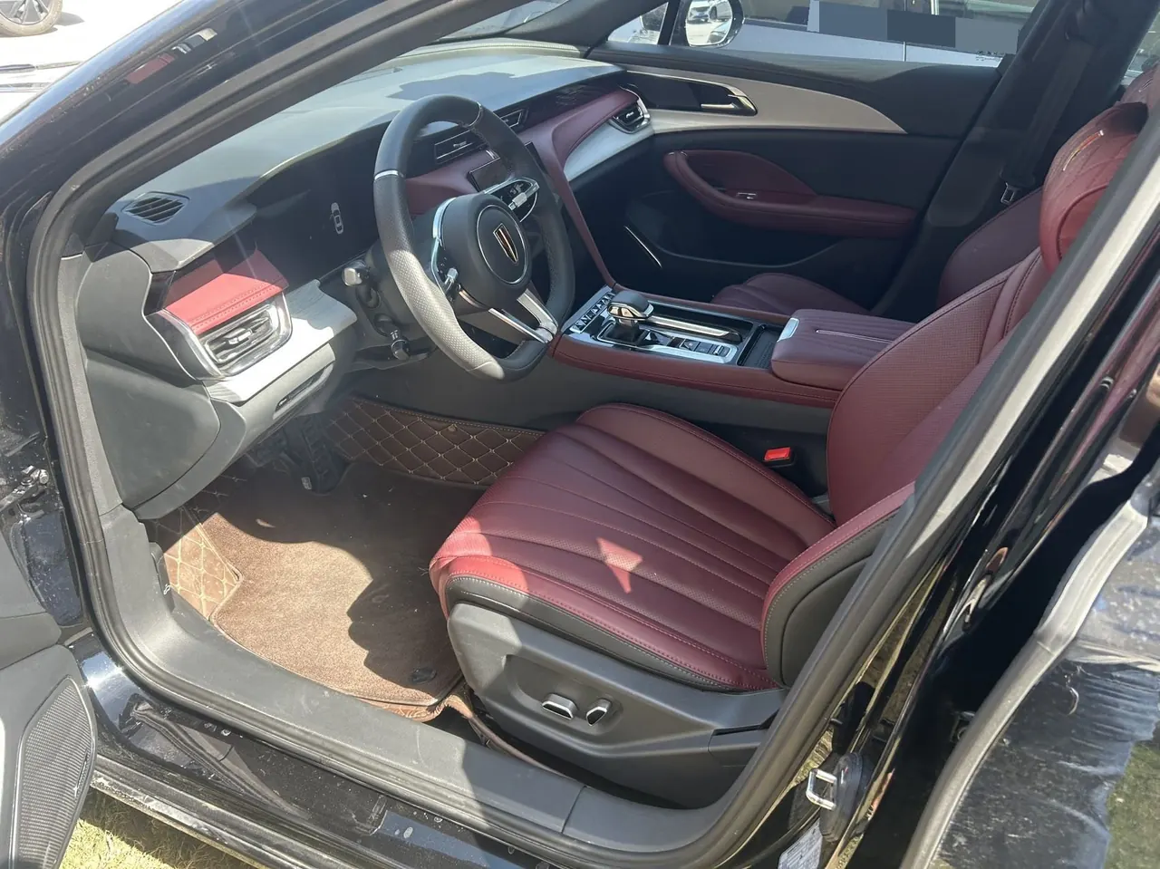 HongQi 2025 H5 2.0T Xuan Ying Edition Automatic Gear 4