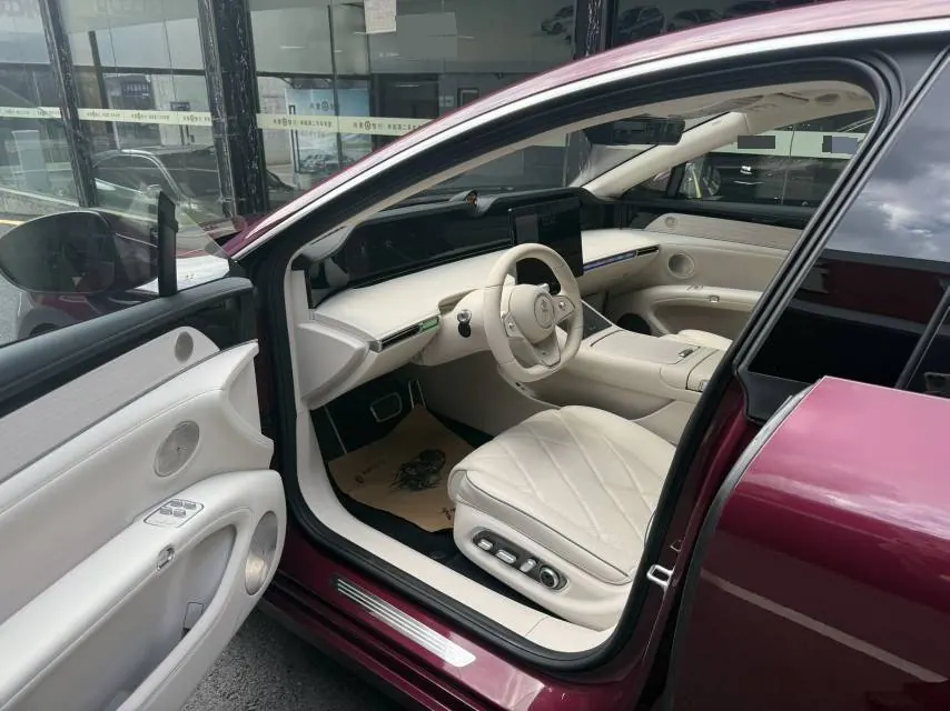 Luxeed 2026 S9 Ultra Rear Drive 53kWh Automatic 4