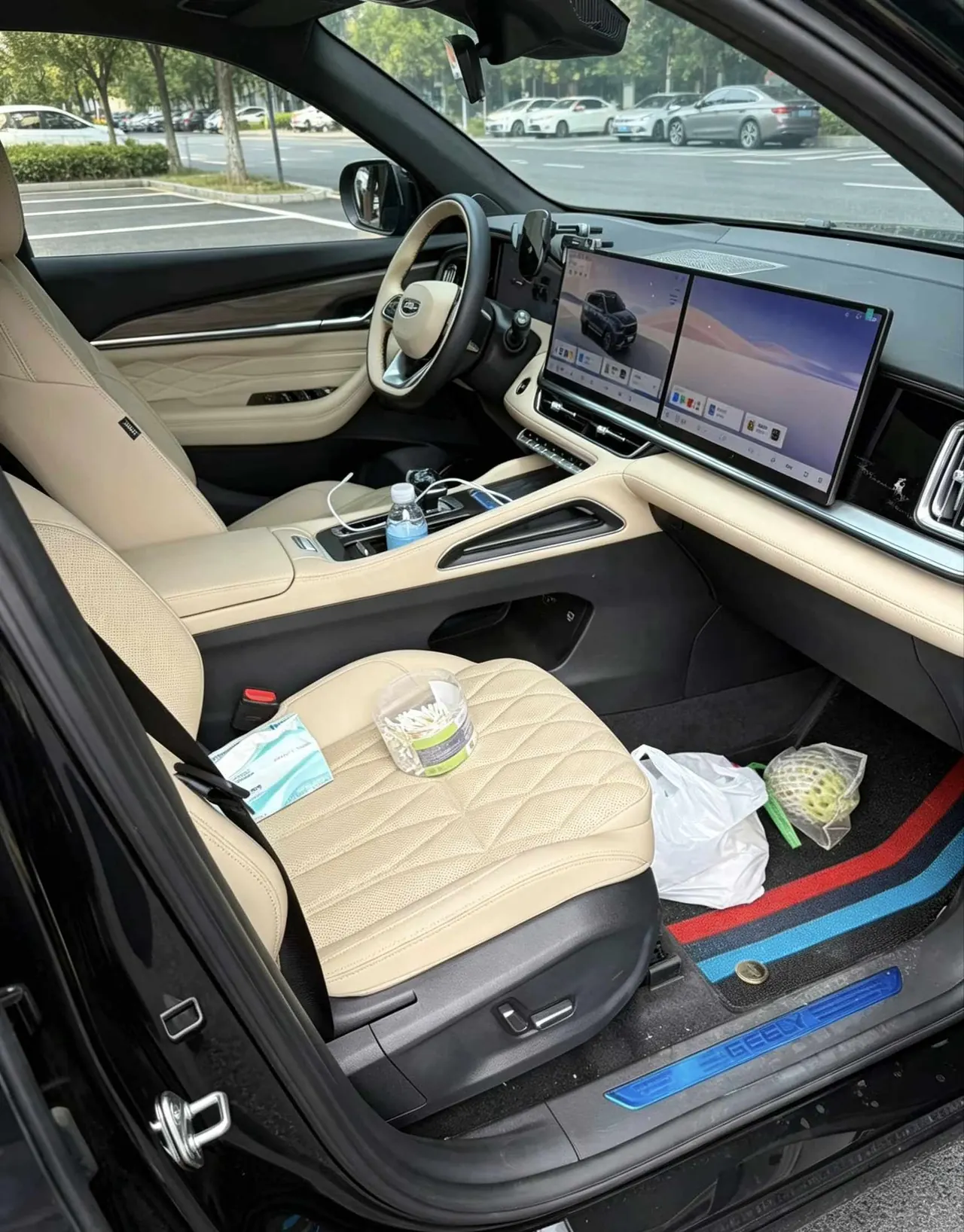 Geely 2026 XingyueL (Monjaro) 2.0TD Oriental Obsidian Edition Automatic Gear 5
