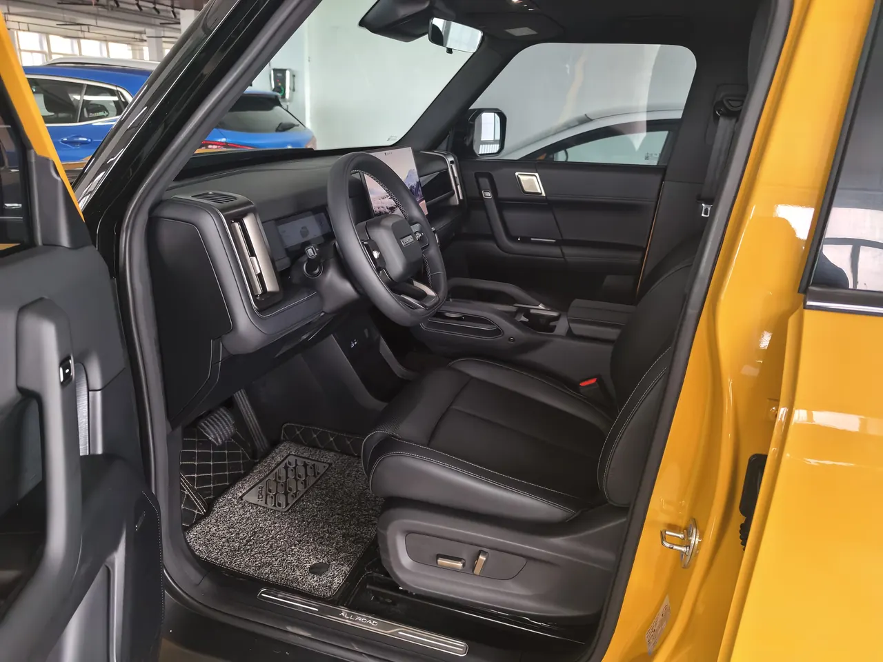 Chery 2025 Fengyun X3L 205 Four-wheel Drive High Energy Edition Automatic Gear 5