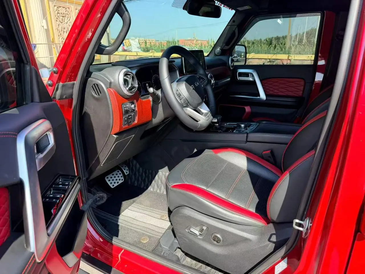Beijing 2020 BJ40 2.0T 4-wheel drive city hunter version chivalrous automatic gear 9