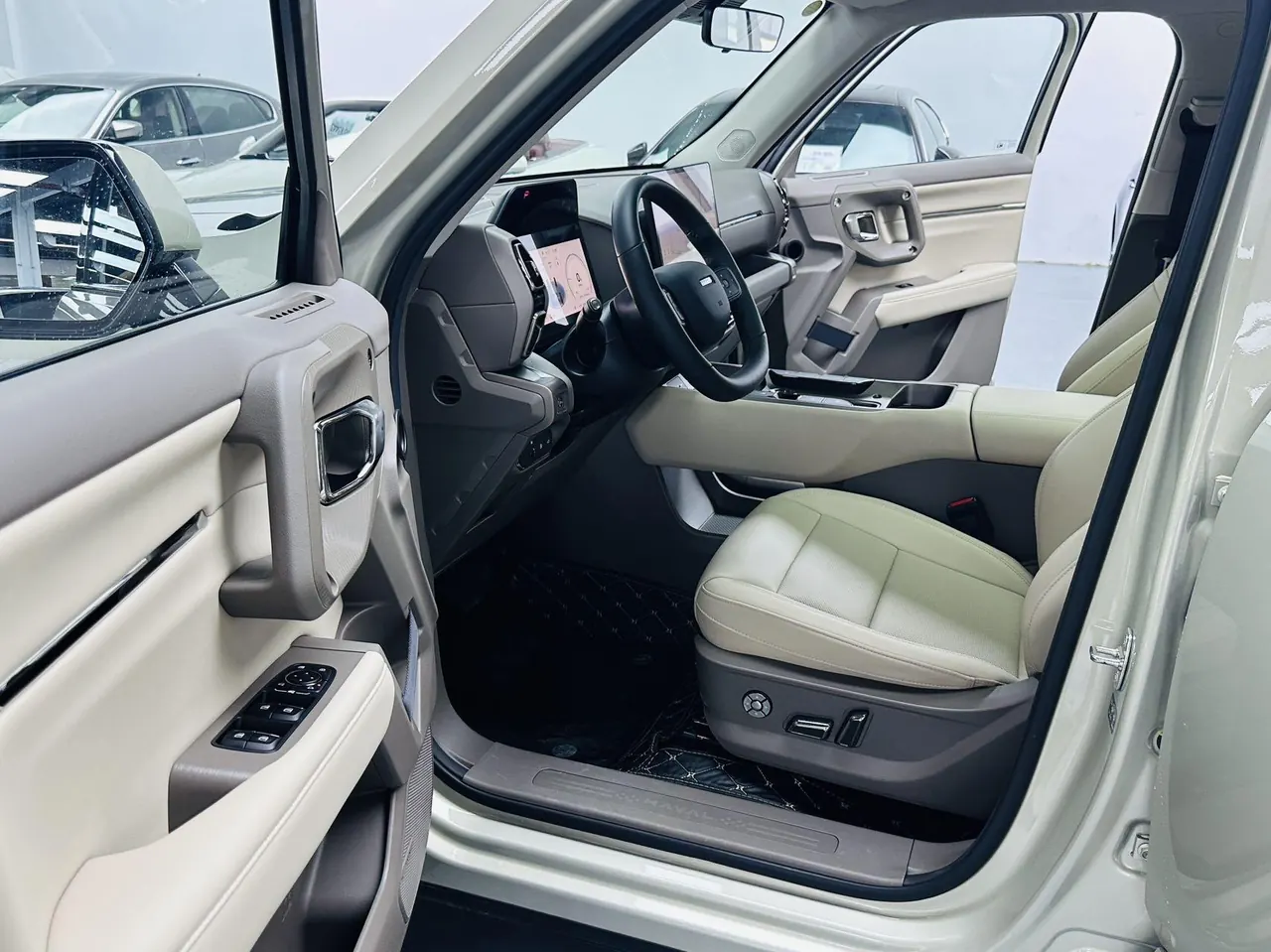 Haval 2026 big dog PLUS Hi4 1.5T 150km tidal wave electric version automatic gear 4