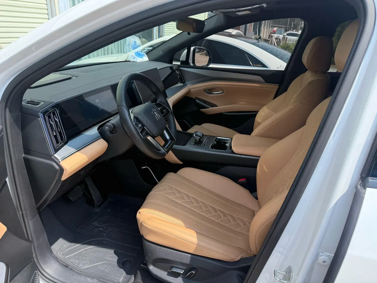 BYD 2024 Song L DM-i 1.5 Stepless 112km Exceed Automatic Transmission 6