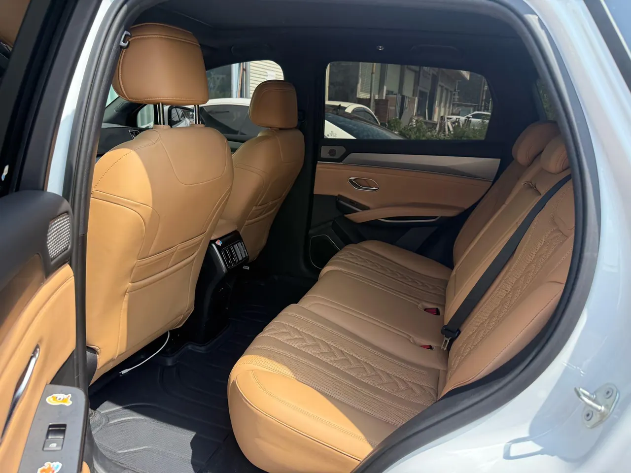 BYD 2024 Song L DM-i 1.5 Stepless 112km Exceed Automatic Transmission 7