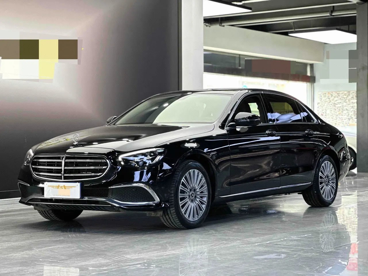 打开图片灯箱:Mercedes Benz E Class 2022 E 300 L 2.0T Luxury (Change 2) Automatic Gear