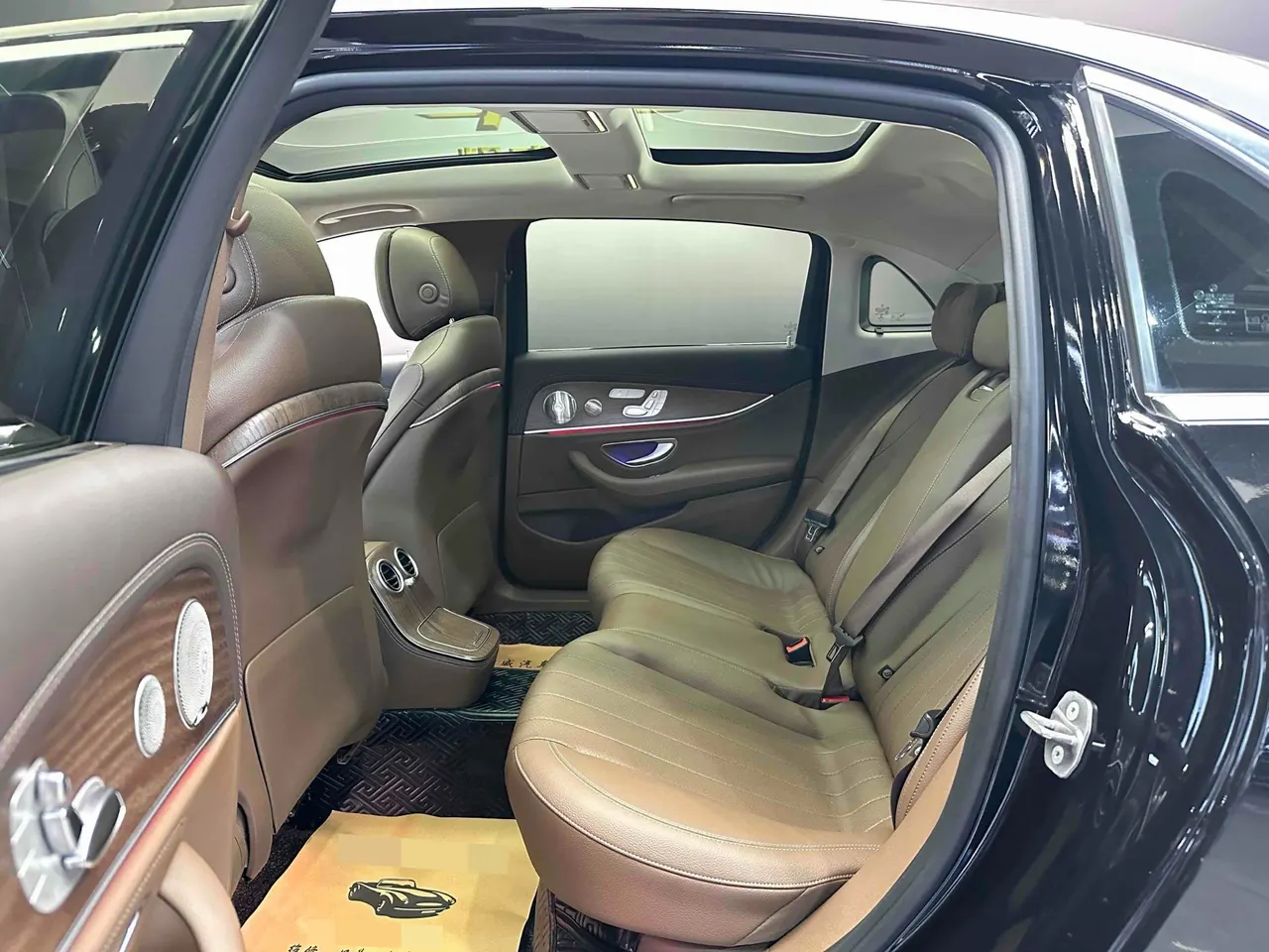 Mercedes Benz E Class 2022 E 300 L 2.0T Luxury (Change 2) Automatic Gear 5