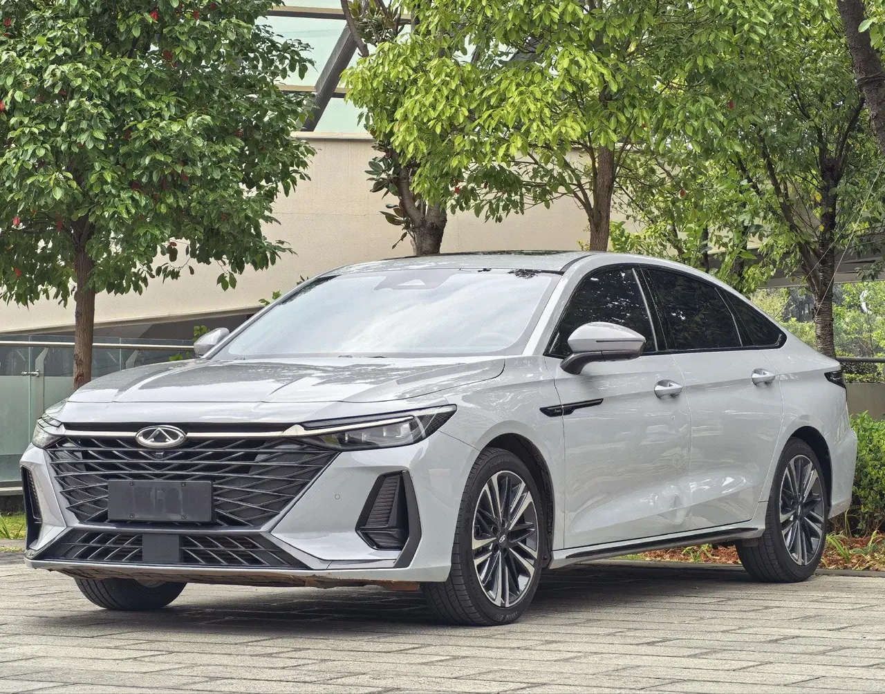 Открыть галерею: Chery 2024 Erez 8 2.0T High Energy Edition Automatic Gear
