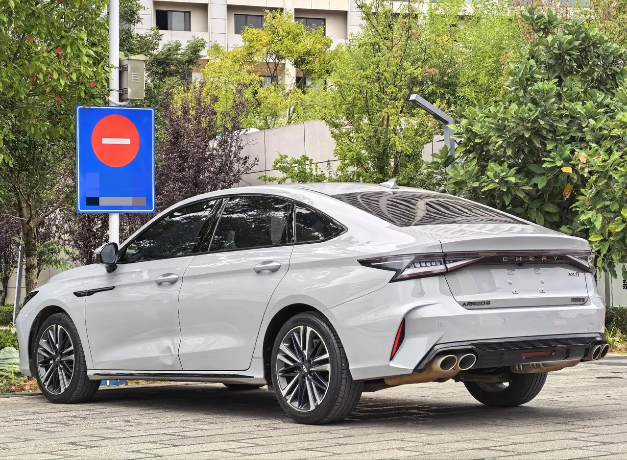 Chery 2024 Erez 8 2.0T High Energy Edition Automatic Gear 2