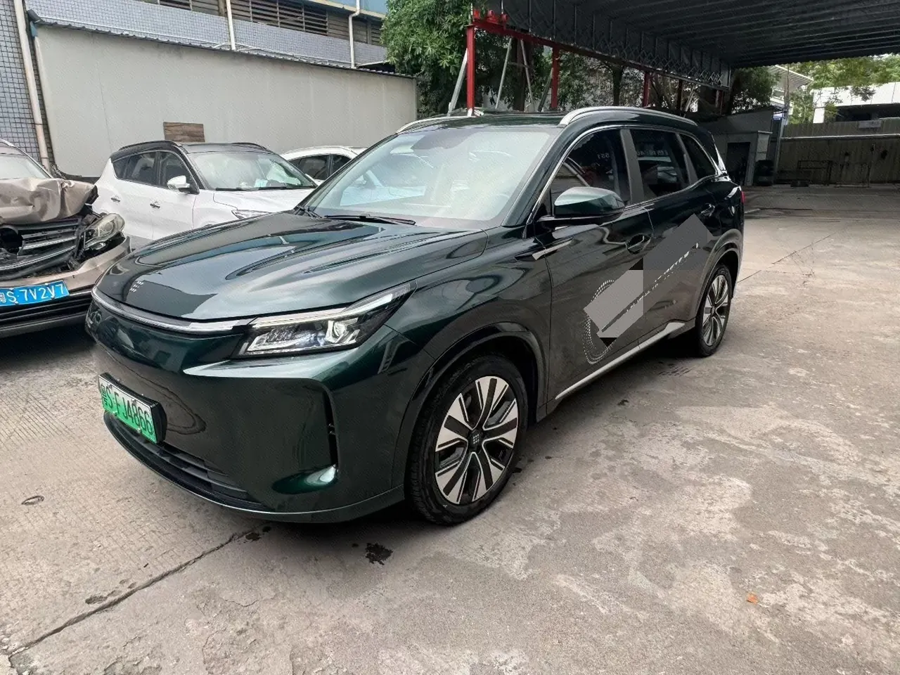 LanDian 2025 LanDian E5 PLUS 1.5 Stepless 120km Standard Travel Custom Edition 7-seat Automatic Gear - View 1
