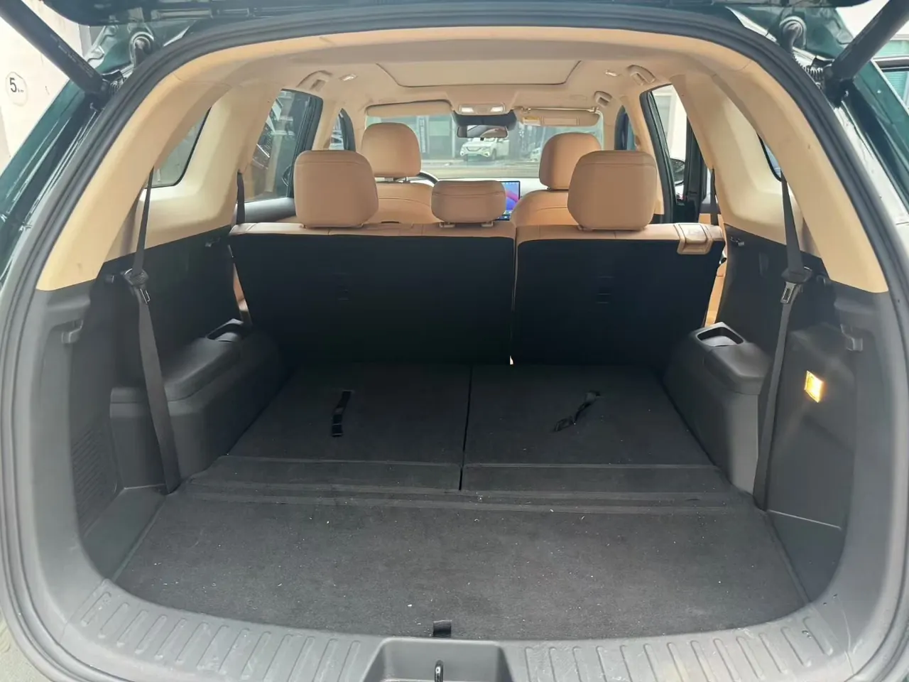 LanDian 2025 LanDian E5 PLUS 1.5 Stepless 120km Standard Travel Custom Edition 7-seat Automatic Gear 6