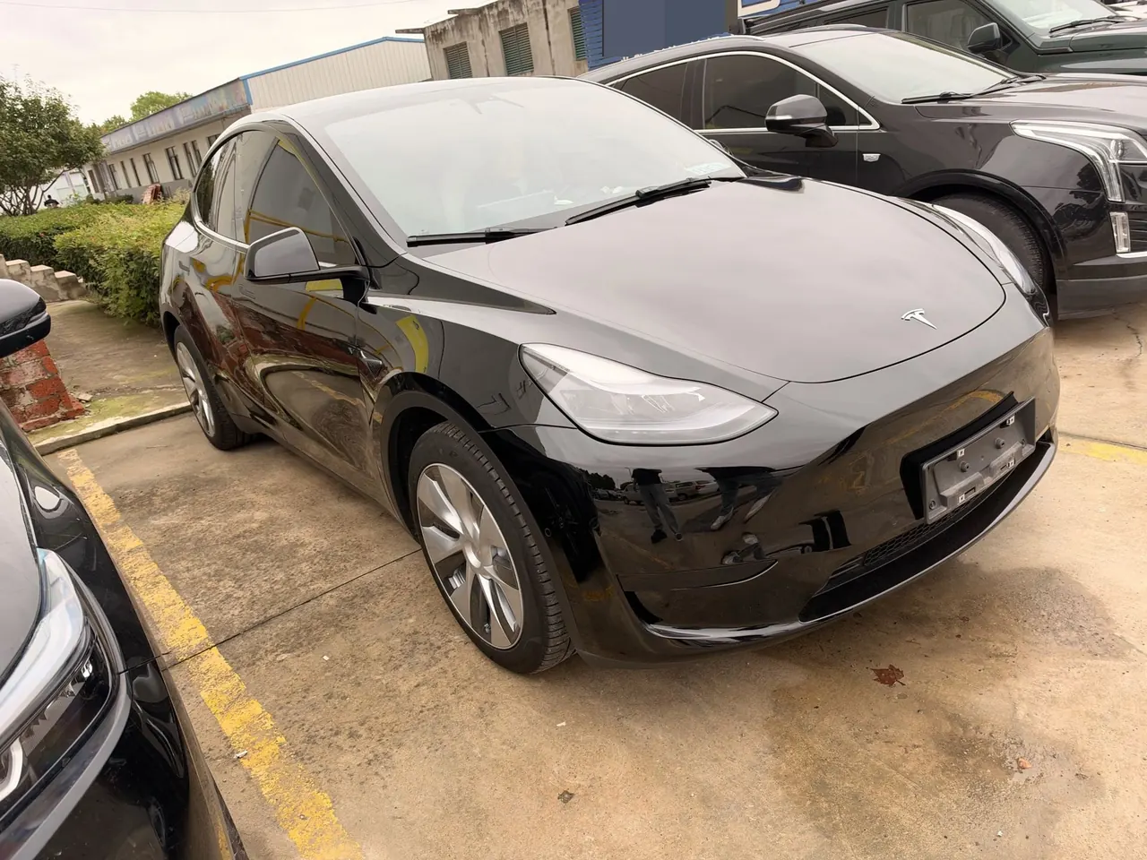 Tesla 2022 Model Y rear-wheel drive version (facelift) automatic gear 2