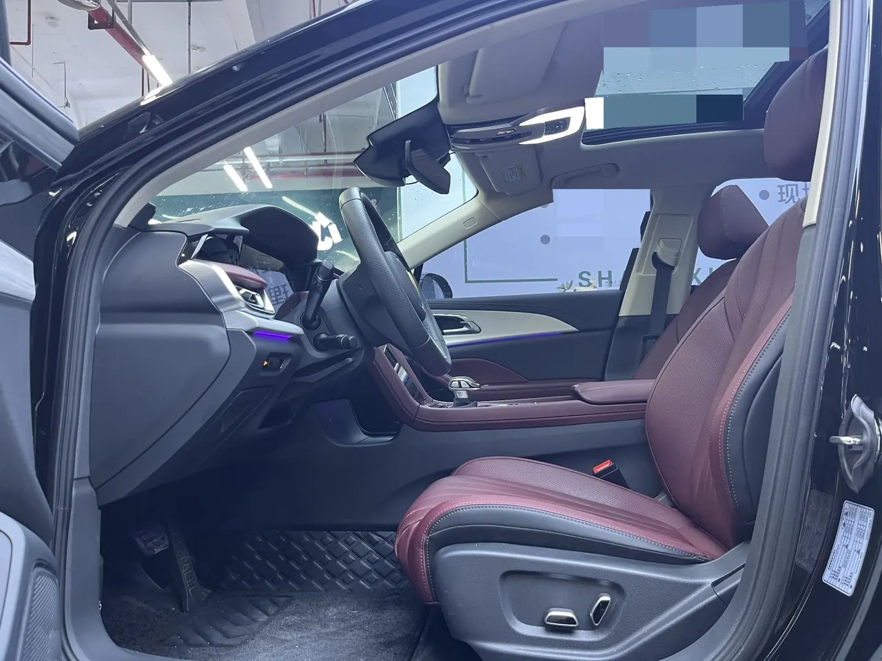 HongQi 2024 H5 2.0T Zhilian Qi Chang Edition Automatic Gear 8