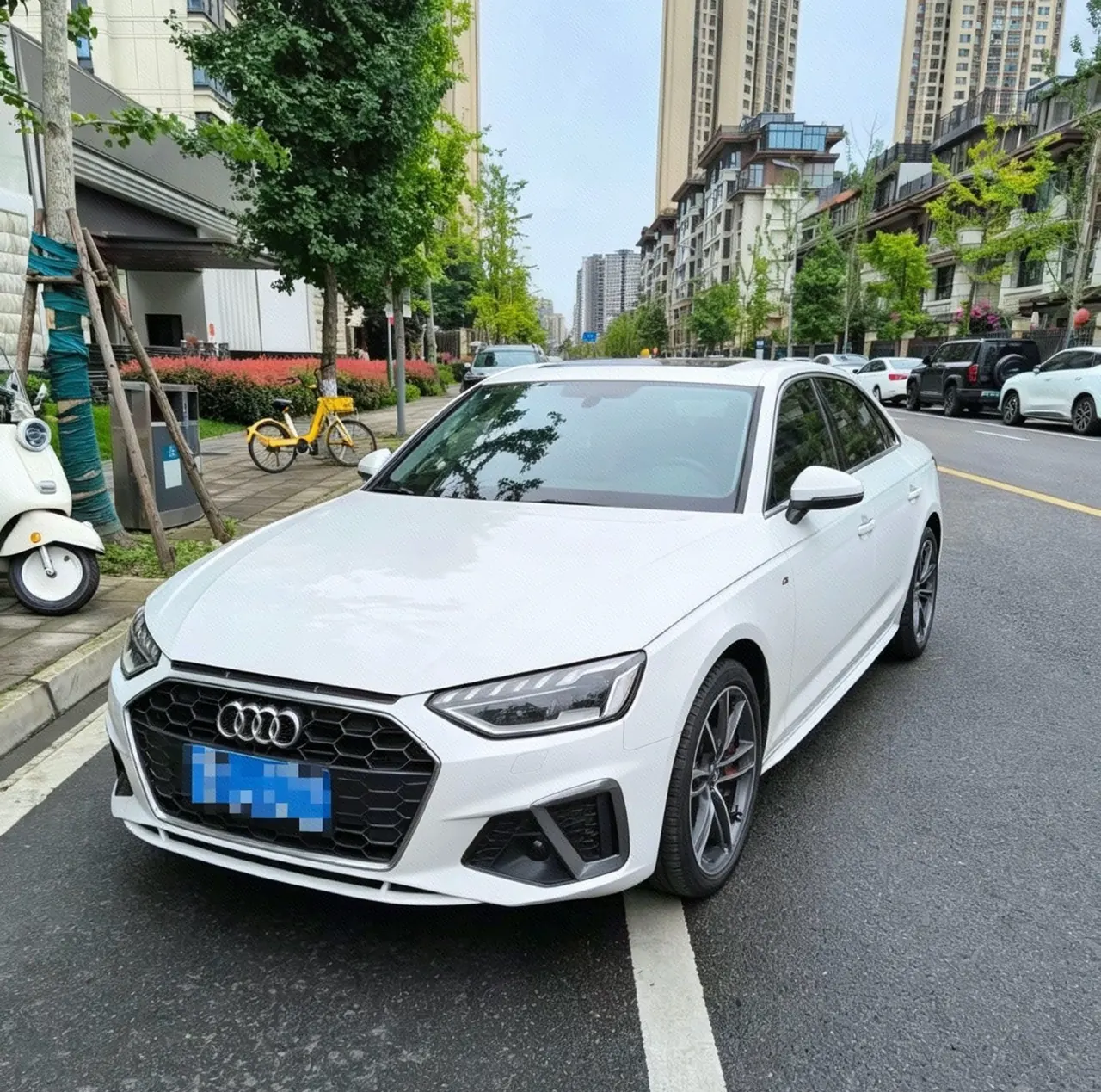 Open image lightbox: Audi 2020 A4L 2.0TFSI 40TFSI Deluxe Dynamic Automatic