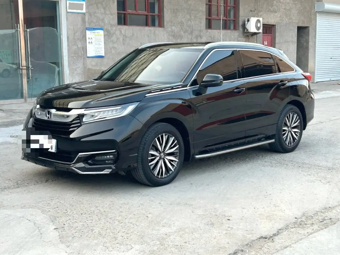 Open image lightbox: Honda 2020 crown road 2.0T 370TURBO four-wheel drive exclusive edition two-color automatic gear