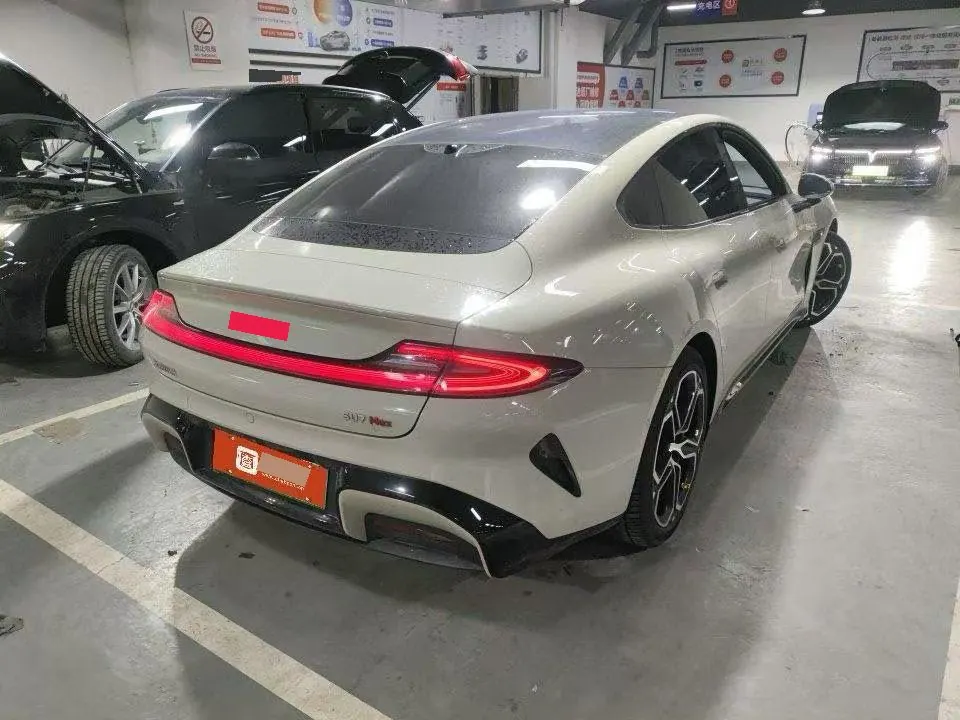 MI 2024 SU 7 800km 4-wheel drive ultra-long endurance high-end smart driving Max version automatic gear 5