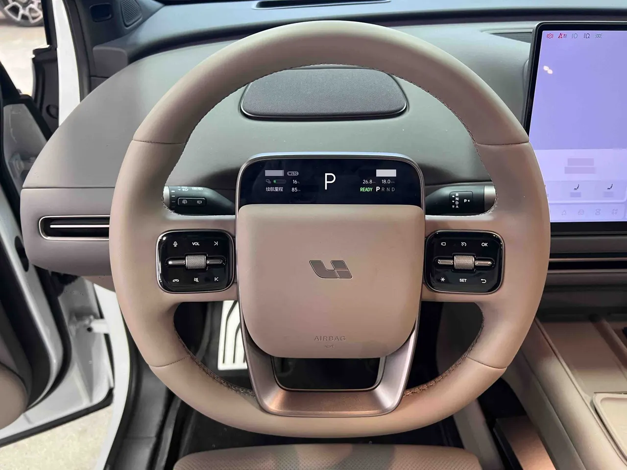Li 2025 i6 four-wheel drive basic automatic transmission 7