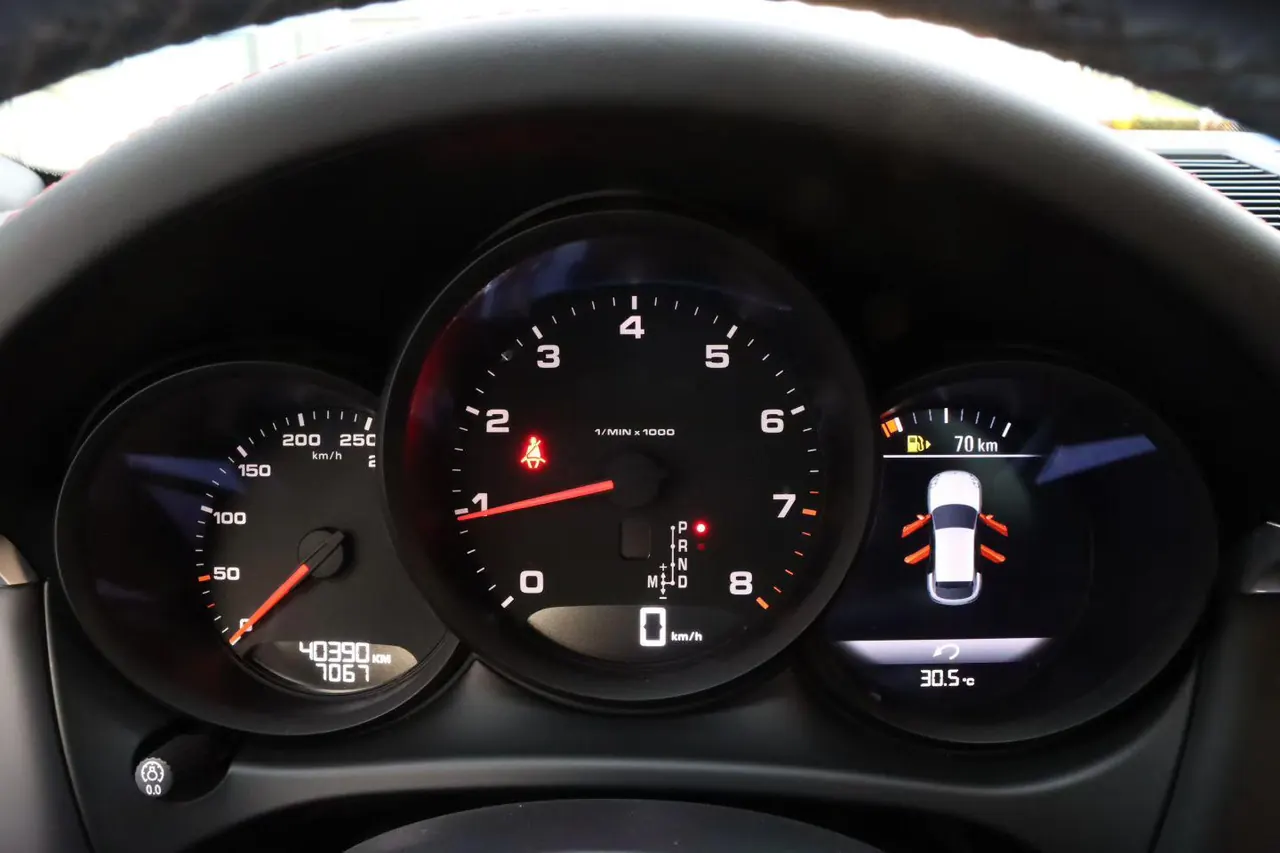Porsche Macan (Imported) 2020 Macan 2.0T Automatic Gear 7