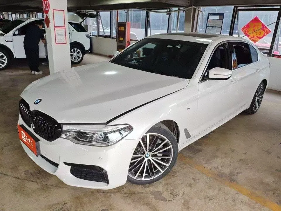 Open image lightbox: BMW 5 Series 2020 530Li 2.0T Leading M Sports Suit Automatic Gear