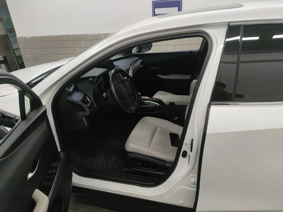 Lexus UX (Imported) 2020 UX260h 2.0 Stepless Exploration and Interesting Edition Automatic Gear 3