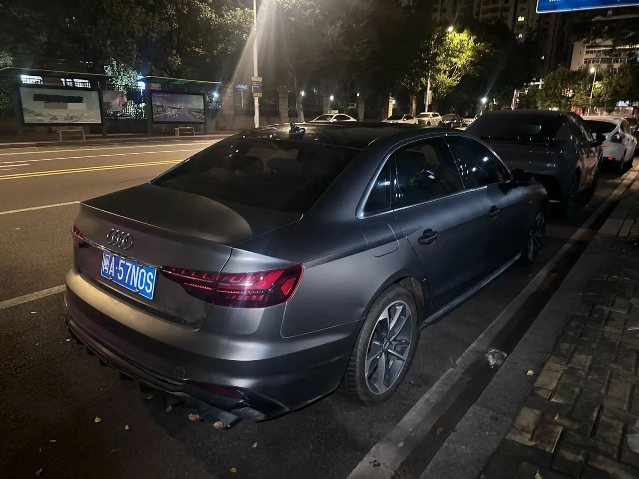 Audi 2020 A4L 2.0TFSI 40TFSI Fashion Dynamic Automatic 2