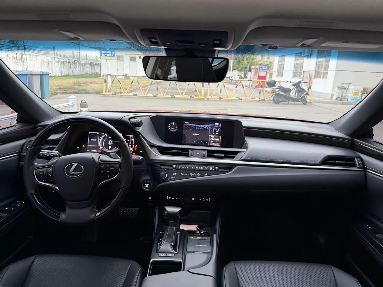 Lexus ES (Imported) 2020 ES200 2.0 Stepless Deluxe Edition Automatic Gear 9