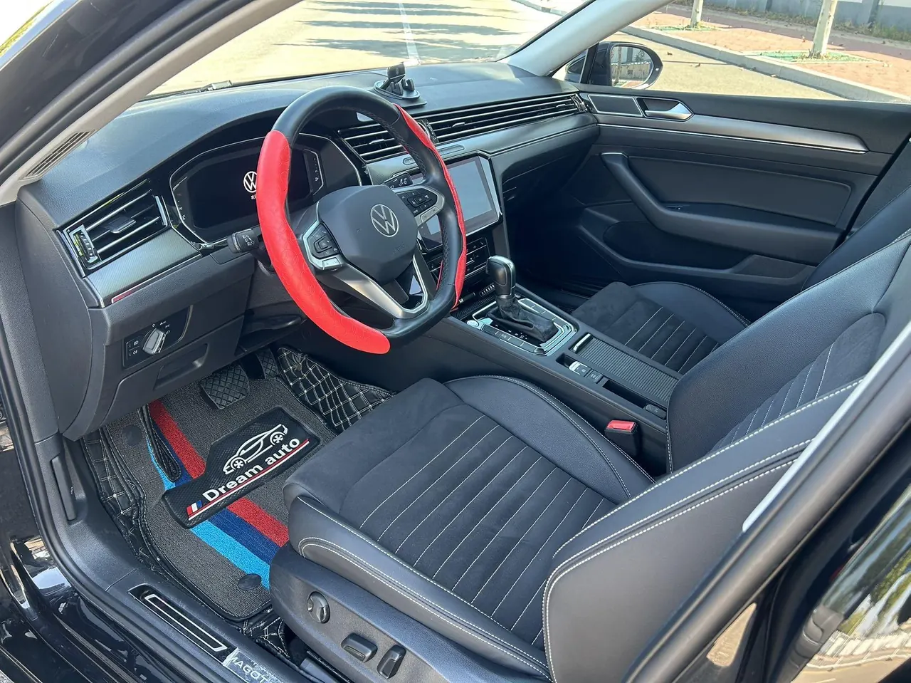 Volkswagen 2020 Magotan 2.0TSI 330TSI luxury automatic transmission 7