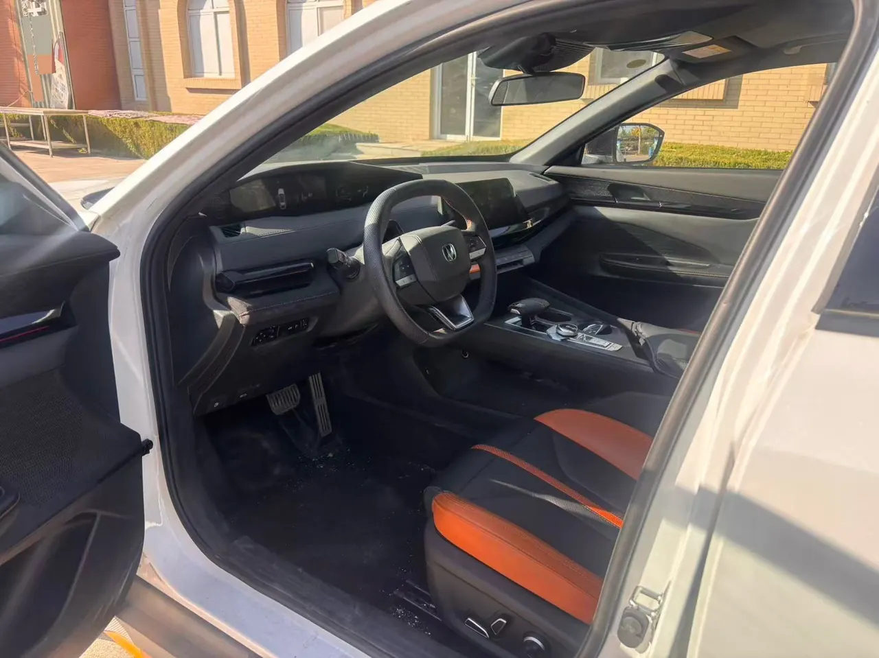 ChangAn 2025 UNI-V 1.5T Distinguished Sports Automatic 6