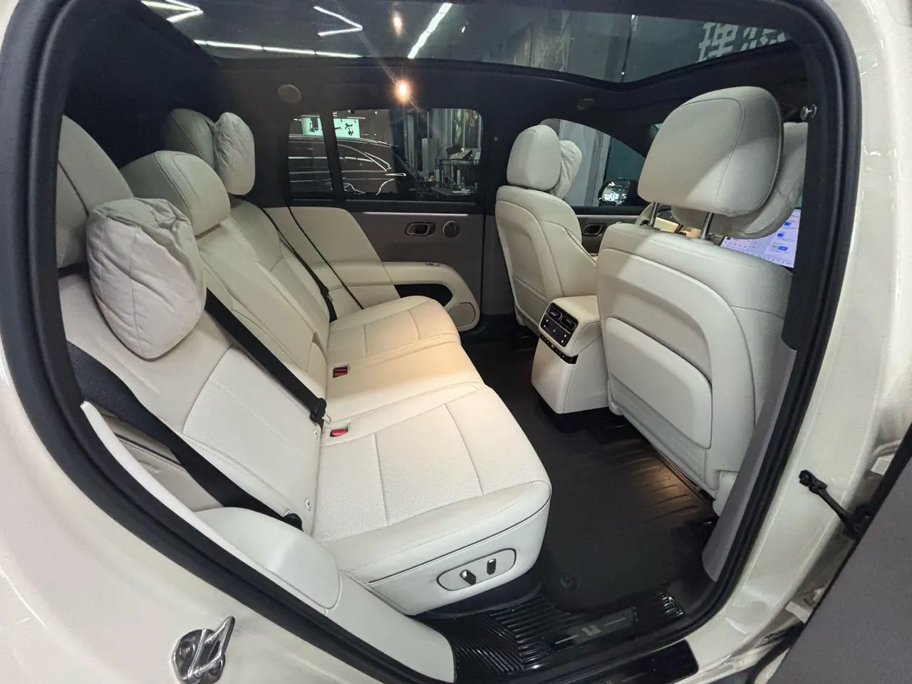 Li 2025 i6 four-wheel drive basic automatic transmission 9