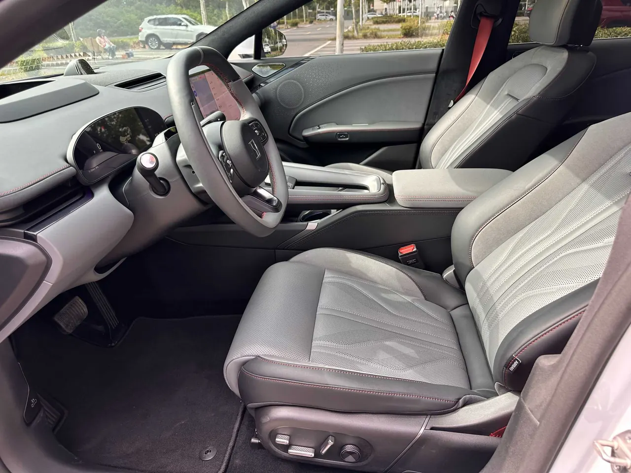 Zeekr 2025 Zeekr 007GT Long Endurance Rear Drive Smart Driving Edition 100kWh Automatic Transmission 7