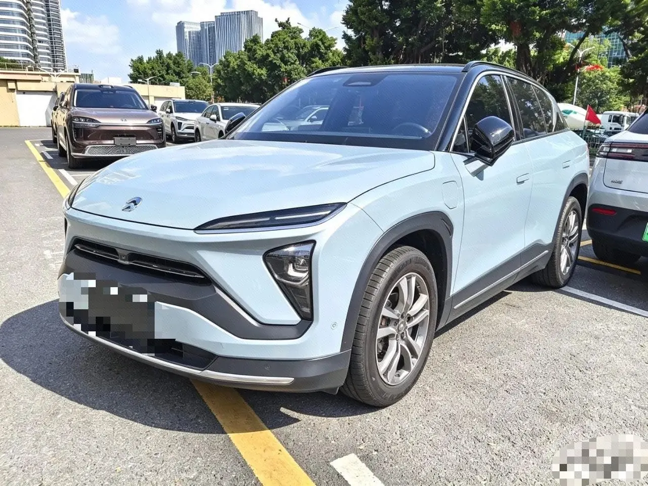 Open image lightbox: NIO 2020 ES 6 600KM Sports Edition Automatic Gear