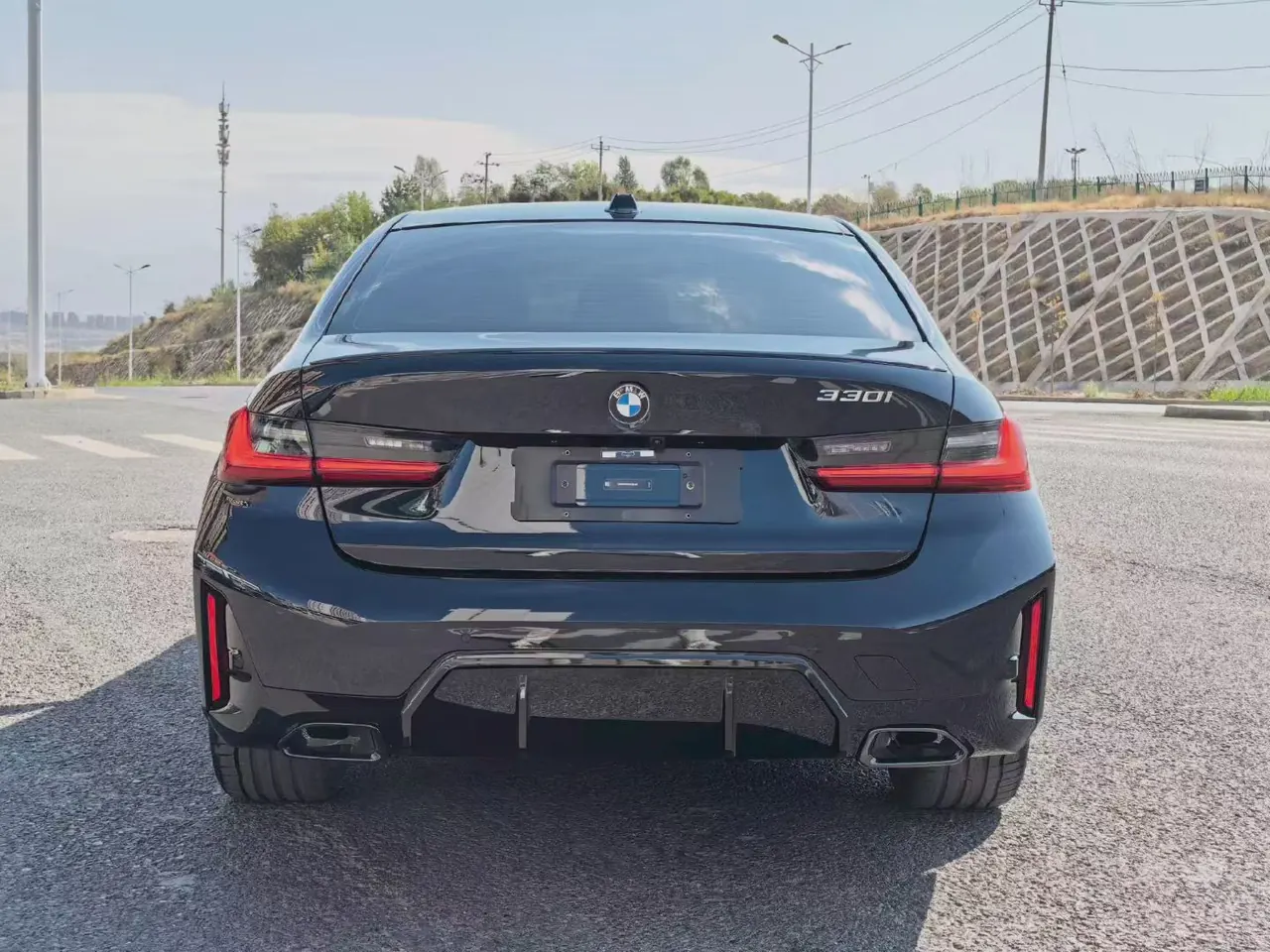 BMW 3 Series 2026 330i 2.0T M Sports Obsidian Night Suit Automatic Gear 6
