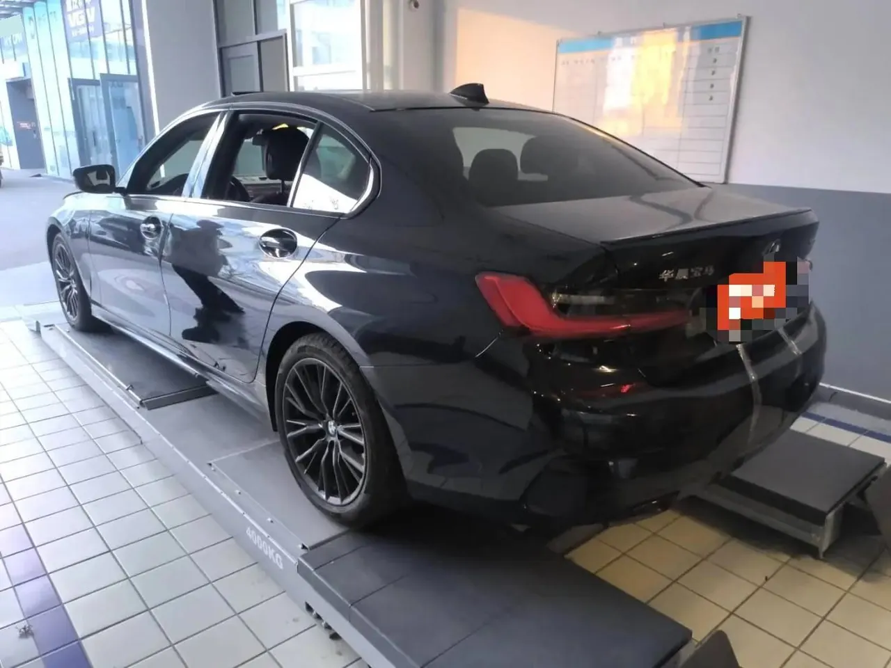 BMW 3 Series 2020 325Li 2.0T M Sports Obsidian Night Edition Automatic Gear 4
