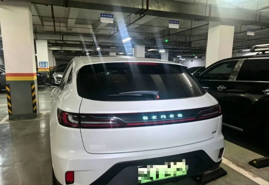 SERES 2020 SERES 5 1.5T 4-wheel drive high-performance version (modified) automatic gear 2
