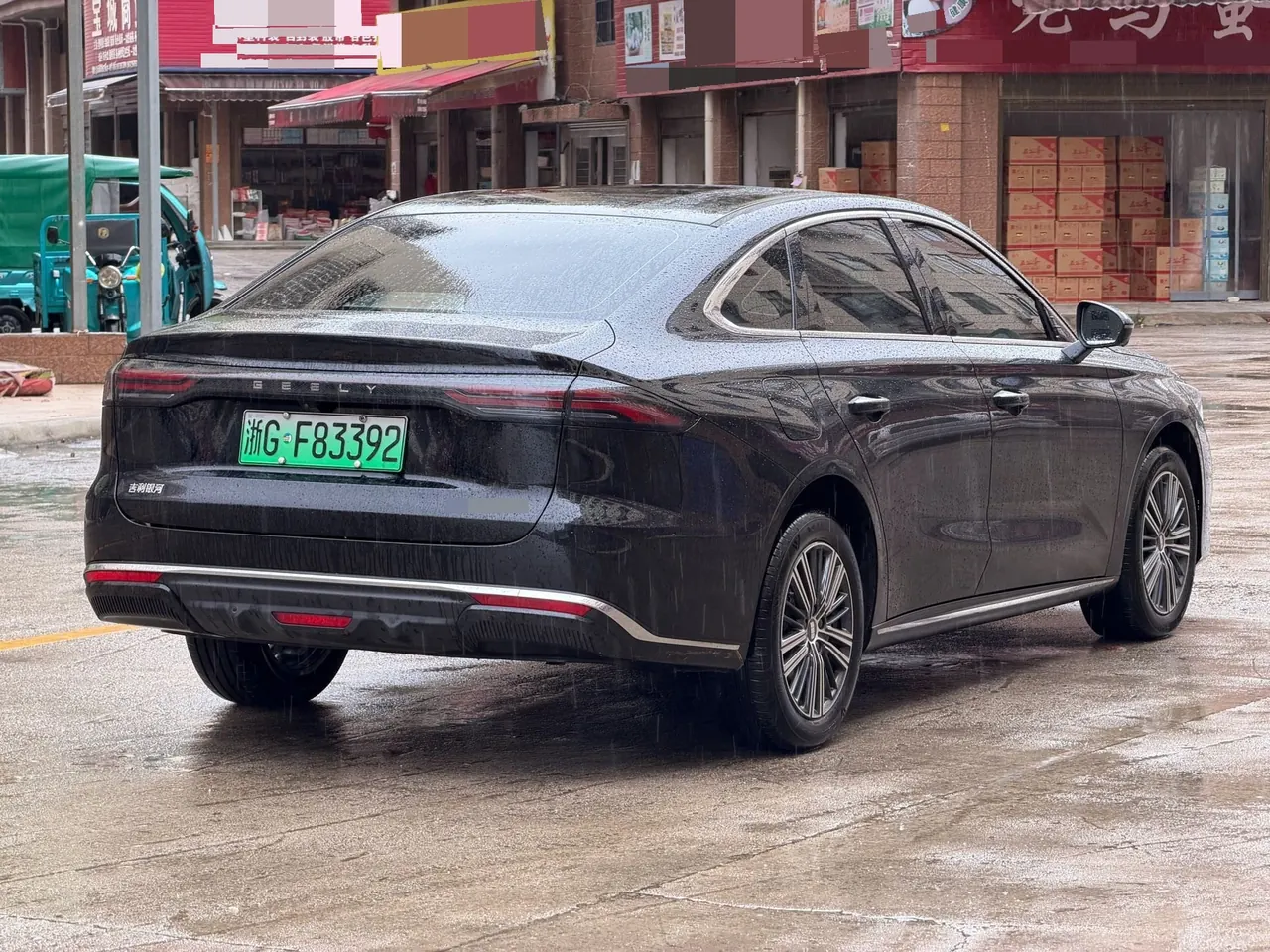 Geely Galaxy 2025 xingyao 6 EM-i 1.5 125km exploration version automatic gear 4