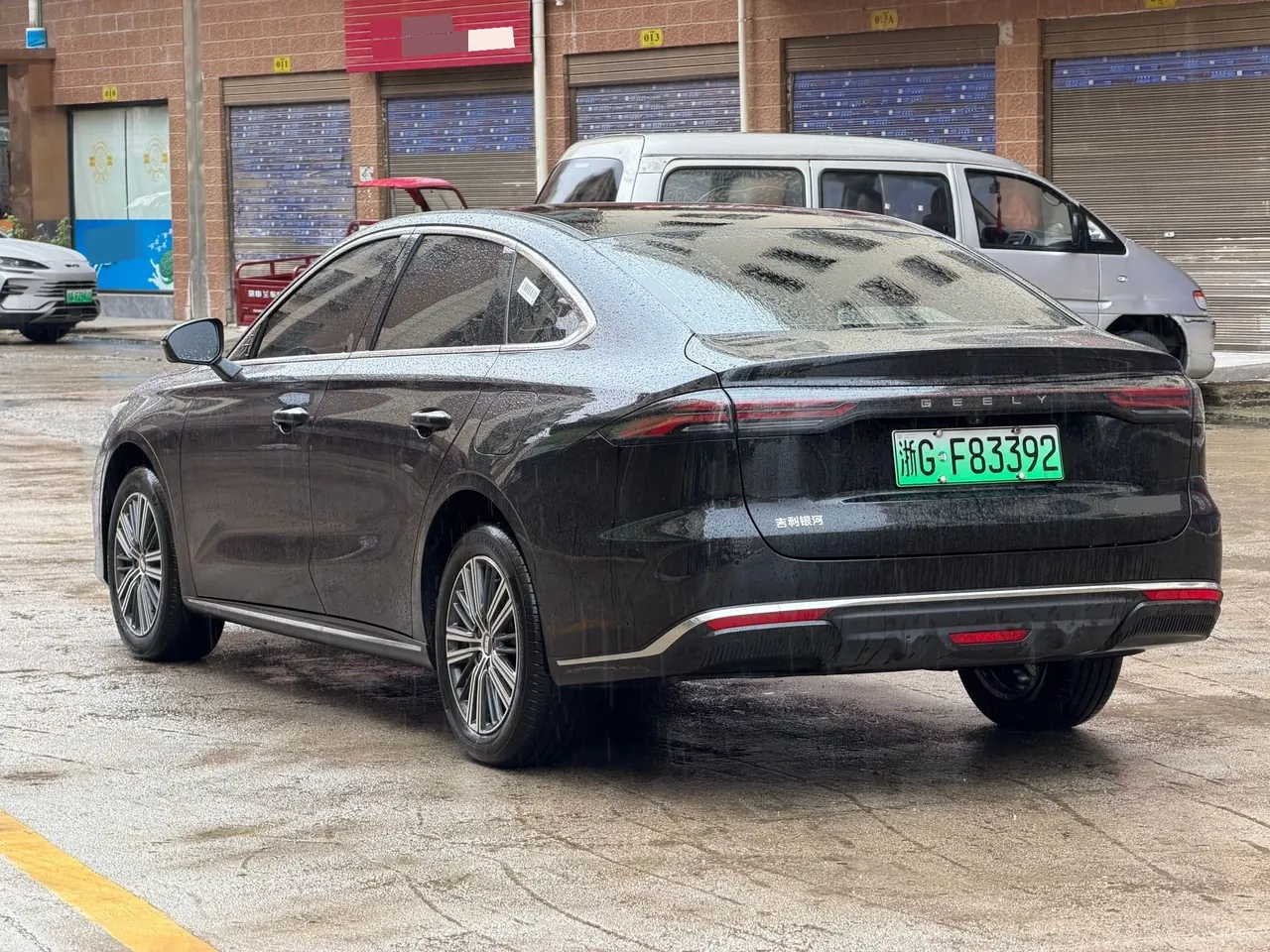 Geely Galaxy 2025 xingyao 6 EM-i 1.5 125km exploration version automatic gear 5