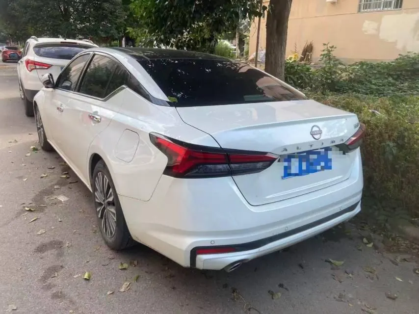 Nissan 2022 Teana 2.0 Stepless XL-TLS Pleasant Edition Automatic Gear 4