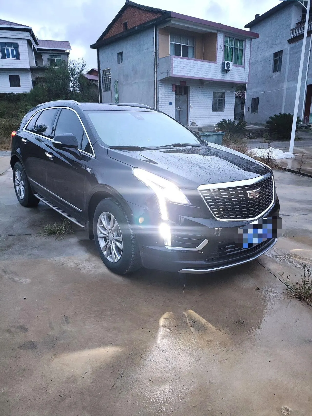 Cadillac 2021 XT5 2.0T 28T Luxury Automatic Gear 2