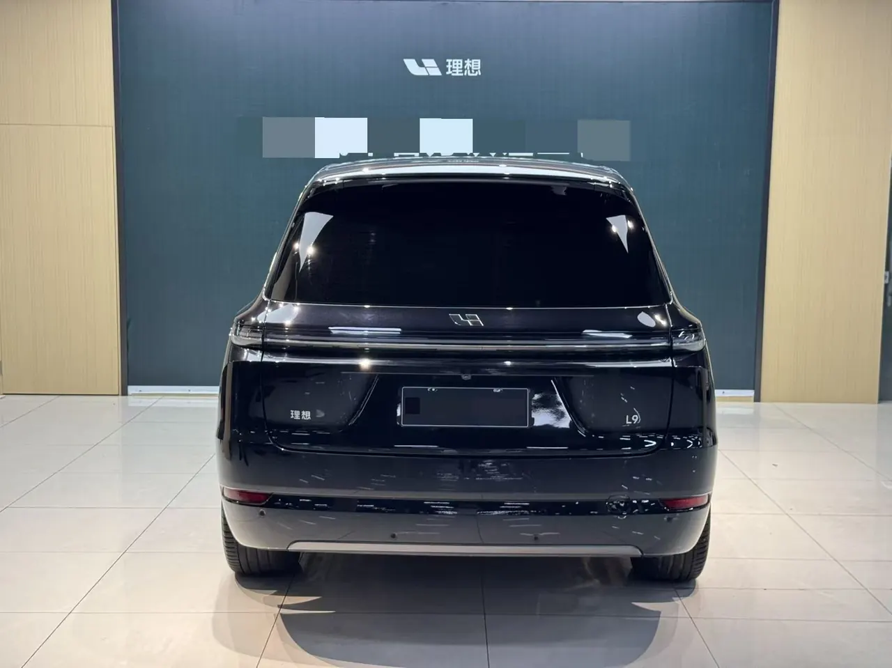 Li 2022 L9 1.5T Max Edition Automatic Gear 7