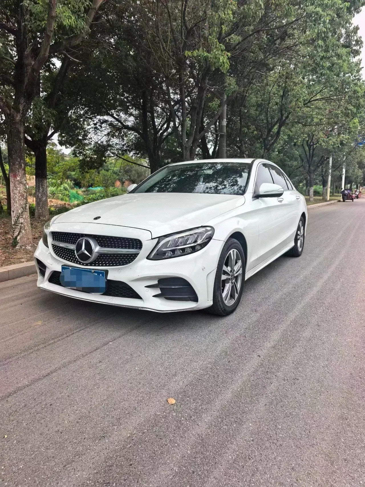Открыть галерею: Mercedes Benz Class C 2020 C 200 L 1.5T Fashion Sports Edition Automatic Gear