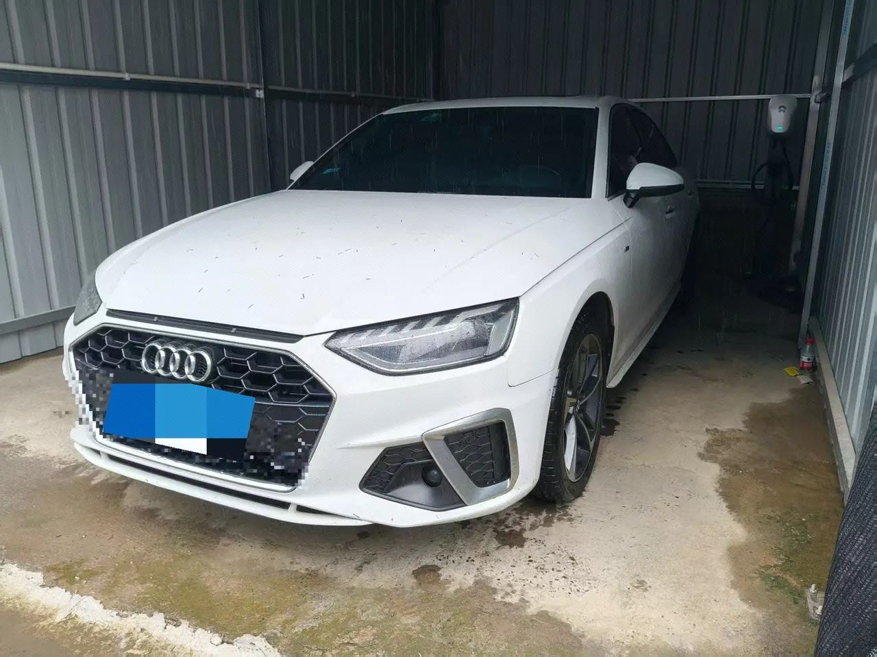 Открыть галерею: Audi 2020 A4L 2.0TFSI 40TFSI Deluxe Dynamic Automatic