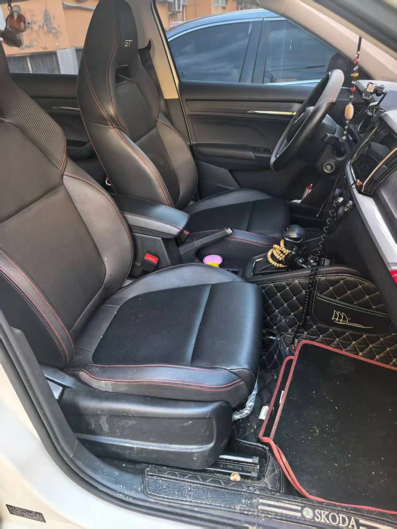 Skoda 2022 Komik GT 1.5 Premium Edition Automatic Gear 4