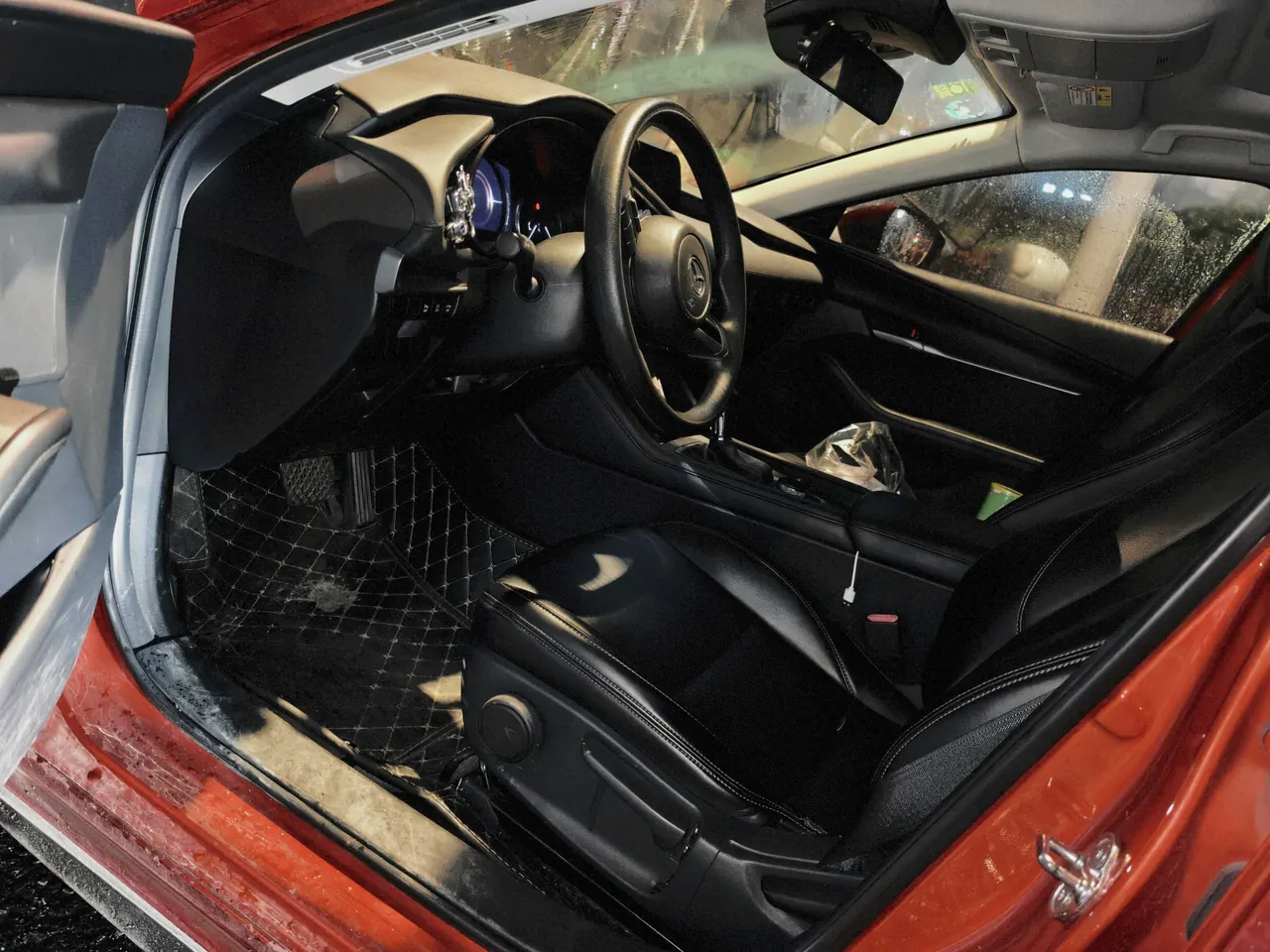 Mazda 3 Oncorsela 2020 Mazda 3 Oncorsela-sedan 1.5 quality version automatic transmission 2