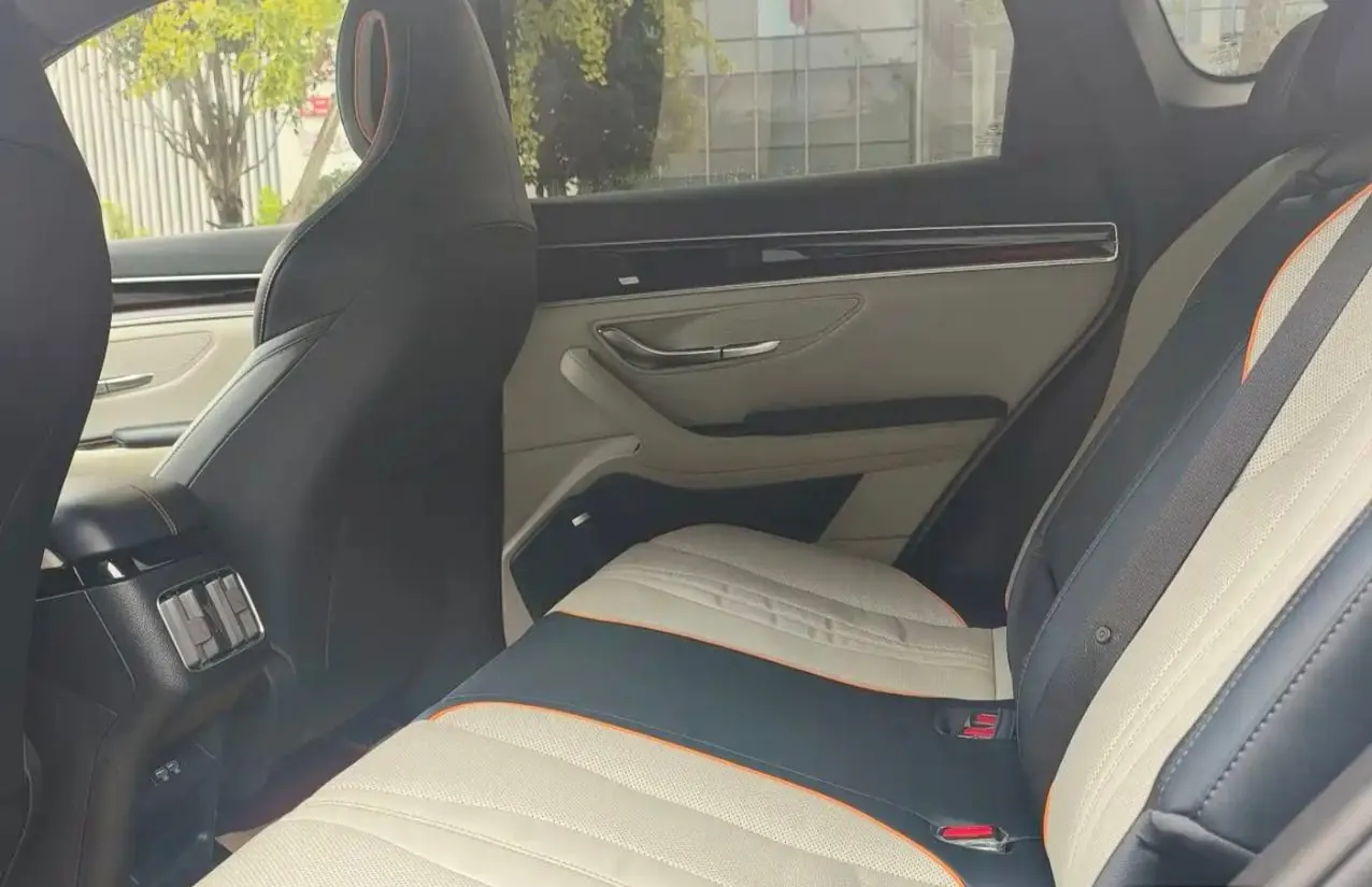 BYD Song PLUS New Energy 2021 Song PLUS DM-i 1.5 Stepless 110KM Flagship Automatic Gear 3