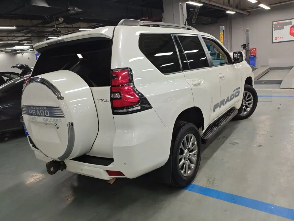 Toyota Prado (Imported) 2020 Prado 4.0 Manual 3