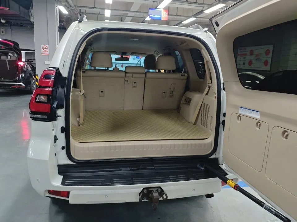 Toyota Prado (Imported) 2020 Prado 4.0 Manual 8