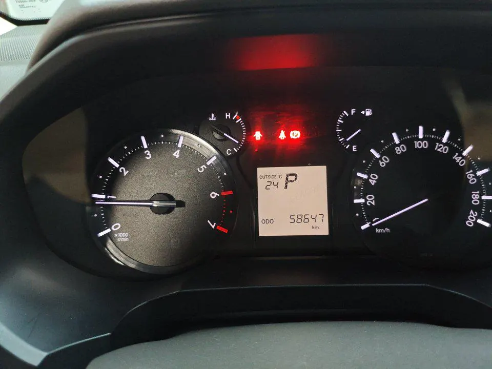 Toyota Prado (Imported) 2020 Prado 4.0 Manual 9