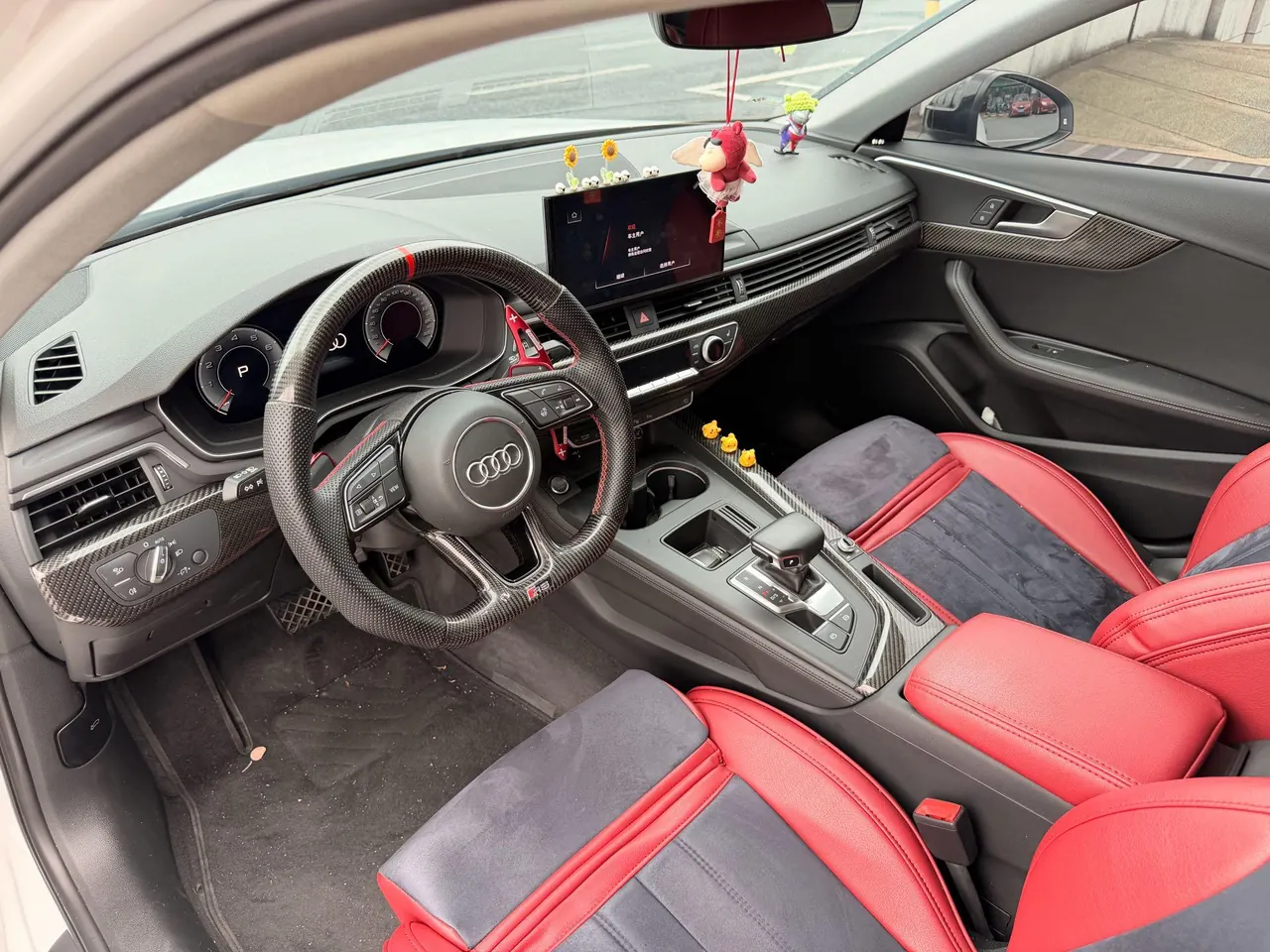 Audi 2022 A4L 2.0TFSI 40TFSI Fashion Dynamic Automatic 6