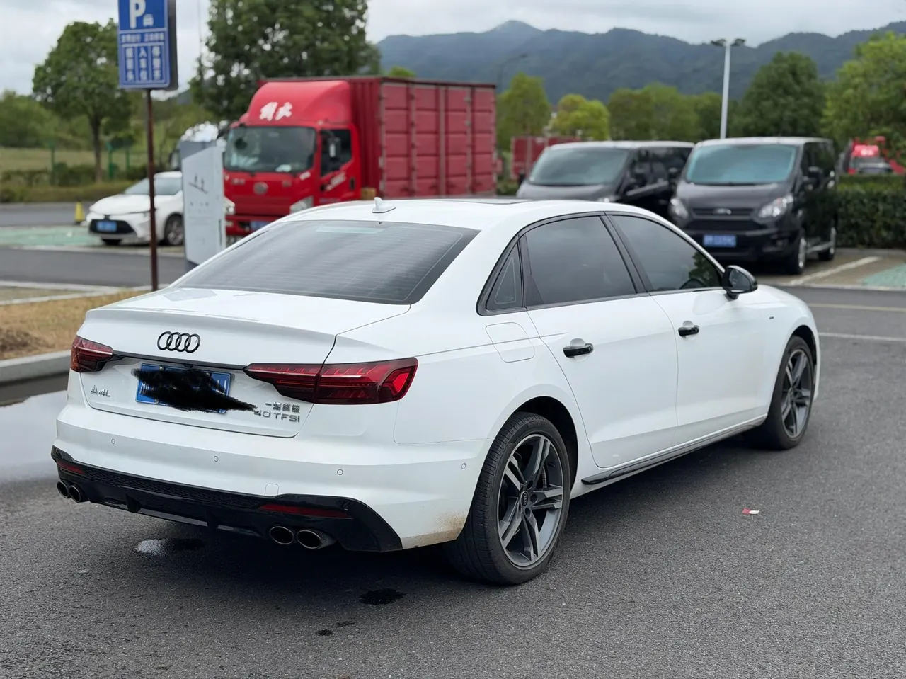 Audi 2022 A4L 2.0TFSI 40TFSI Fashion Dynamic Automatic 8