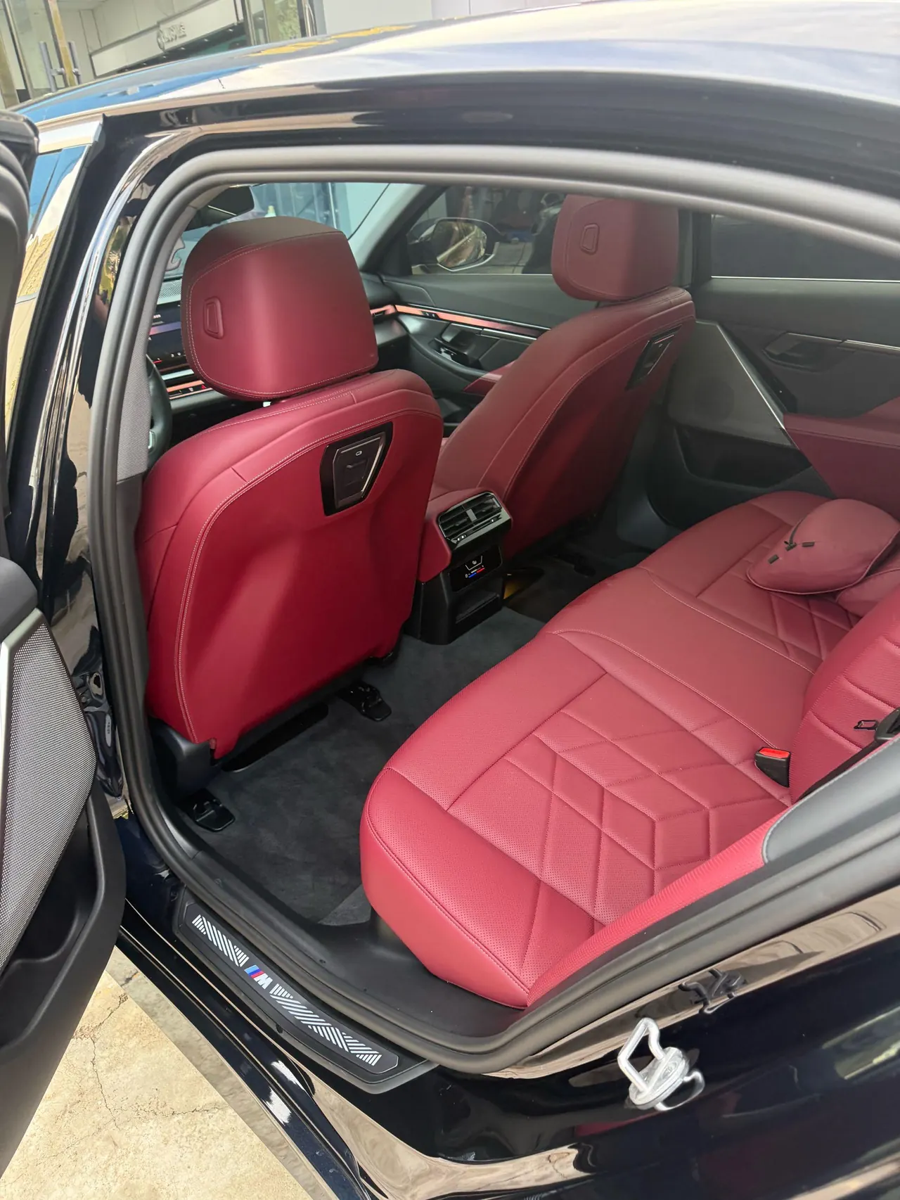 BMW 5 Series 2026 525Li 48V 2.0T Luxury Suit Automatic Gear 4
