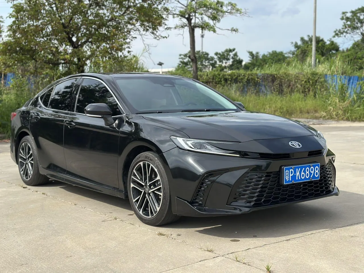 Toyota 2026 Camry Dual Engine 2.0HXS Stepless Sports Plus Edition Automatic Gear 3
